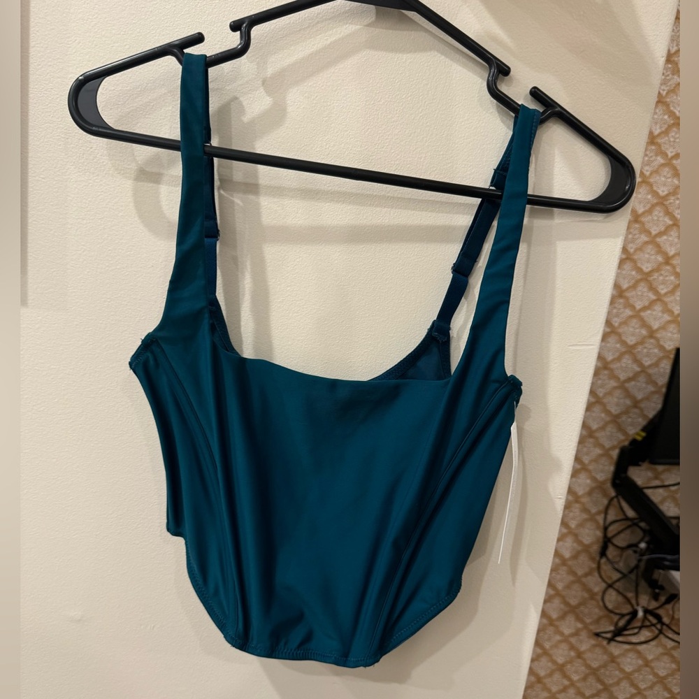 NWT Urban outfitters Out From Under Corset Top, daisy mesh Size Medium